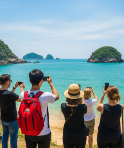 Taxi Vĩnh Hy đi sân bay Cam Ranh giá rẻ – Đón tận nơi, đặt nhanh | Dichvutaxivinhhy.com