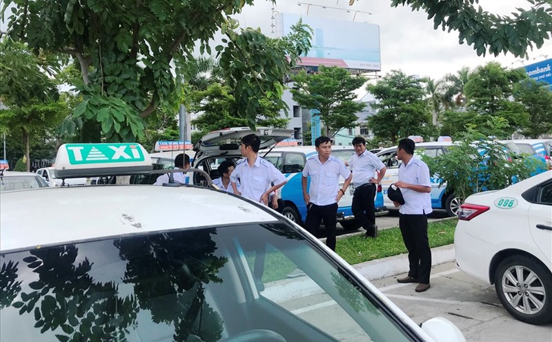Taxi từ Vĩnh Hy đi sân bay Cam Ranh nhanh chóng, giá rẻ, phục vụ tận nơi